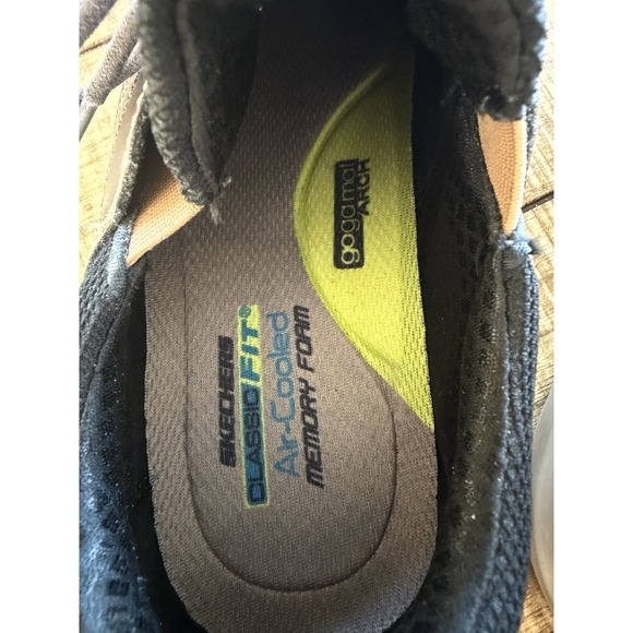 Skechers Shoes, Men's, Size 9, Classic Fit Brown Air Cooled Memory Foam Oxford - Picture 9 of 10